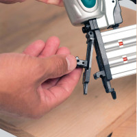 Makita pneumatski pištolj za eksere AF506